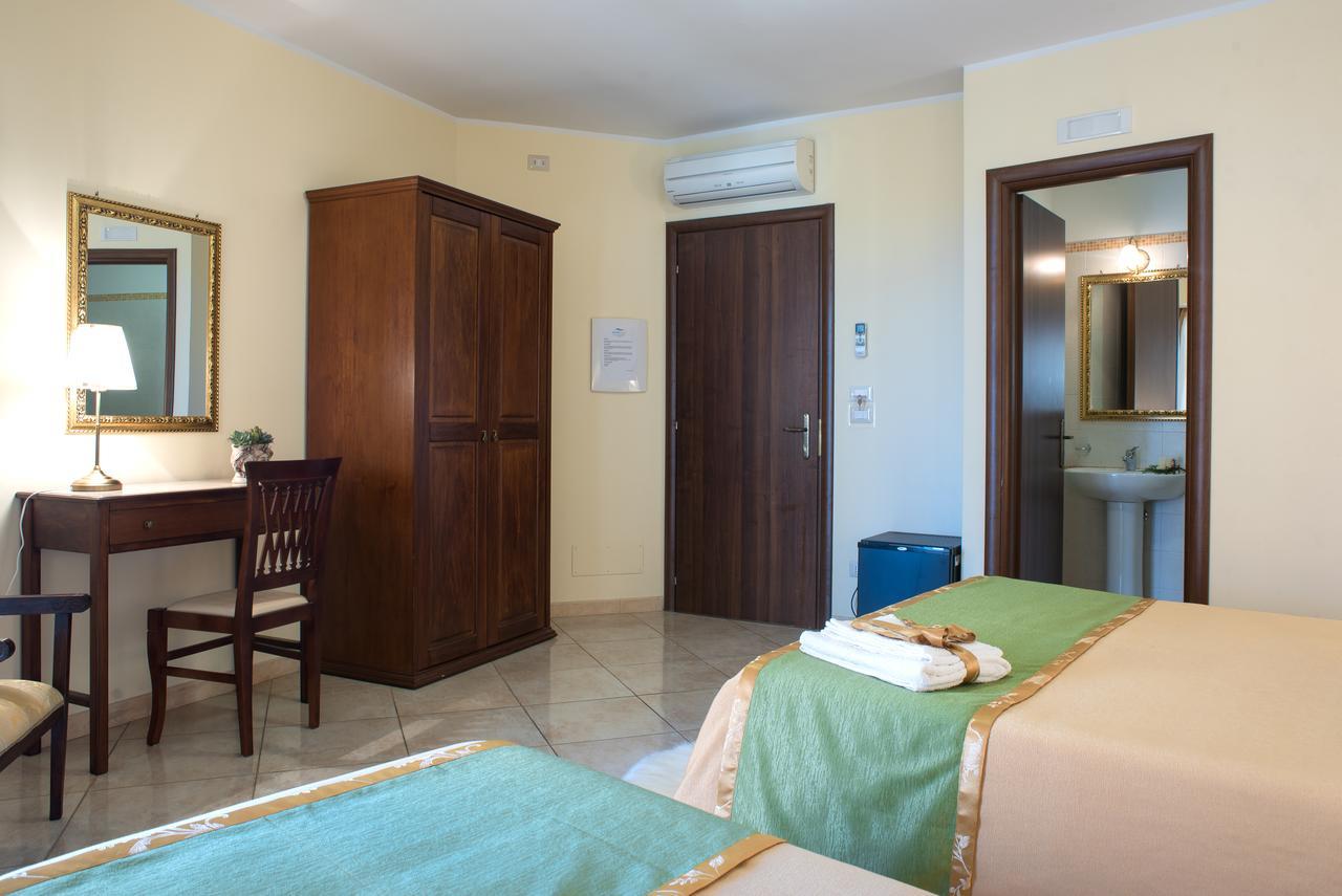 B&B Mareagro Santa Teresa Di Riva Ngoại thất bức ảnh
