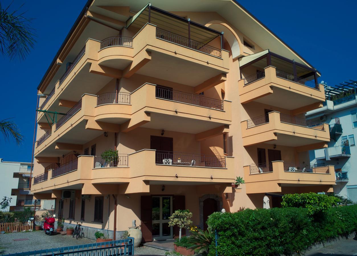 B&B Mareagro Santa Teresa Di Riva Ngoại thất bức ảnh